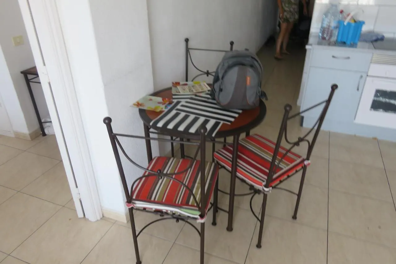 105 Los Geranios Playa de las Americas  Apartment